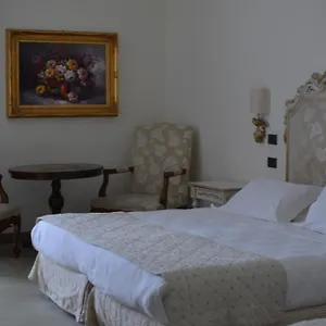 https://grand-hotel-di-lecce.lecce-hotels.com