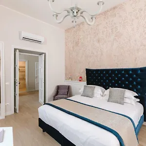 Rhea Silvia Luxury Navona Maison d'hôtes