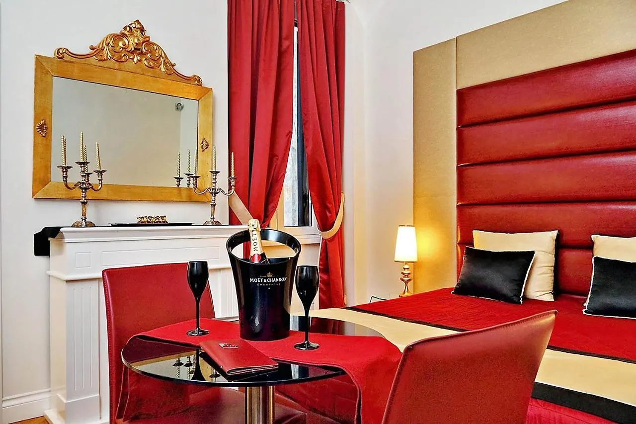 Amm Luxury Rooms Rome Bed & Breakfast